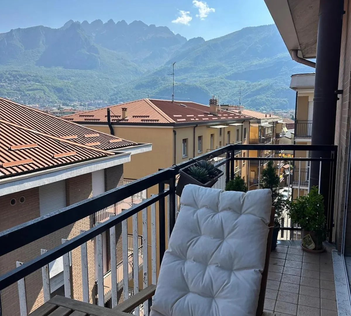 شقة Lecco - Lake Como With Romantic View مالغراتي